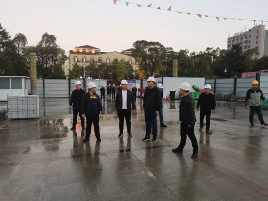 1702397619762351.png image.png